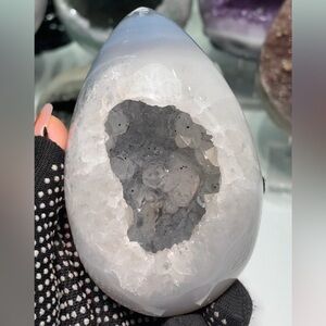 White and Gray Geode Crystal Egg